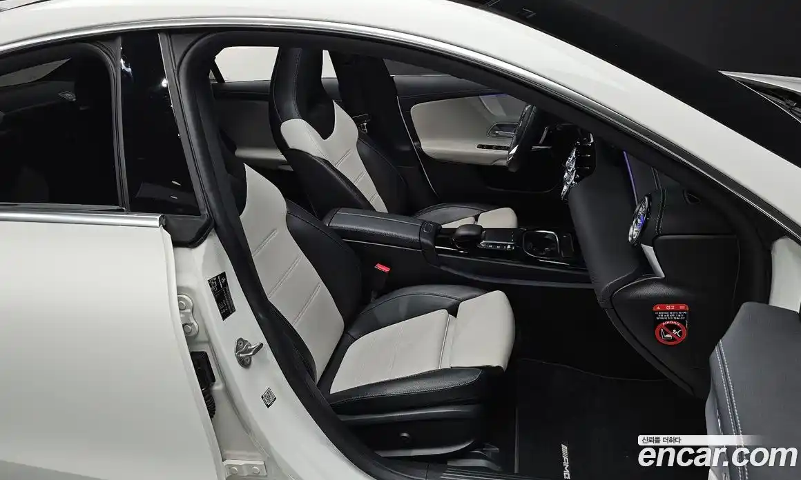 Mercedes-Benz CLA-Class 2021 2.0 Автомат в Москве № 195035, фото 6