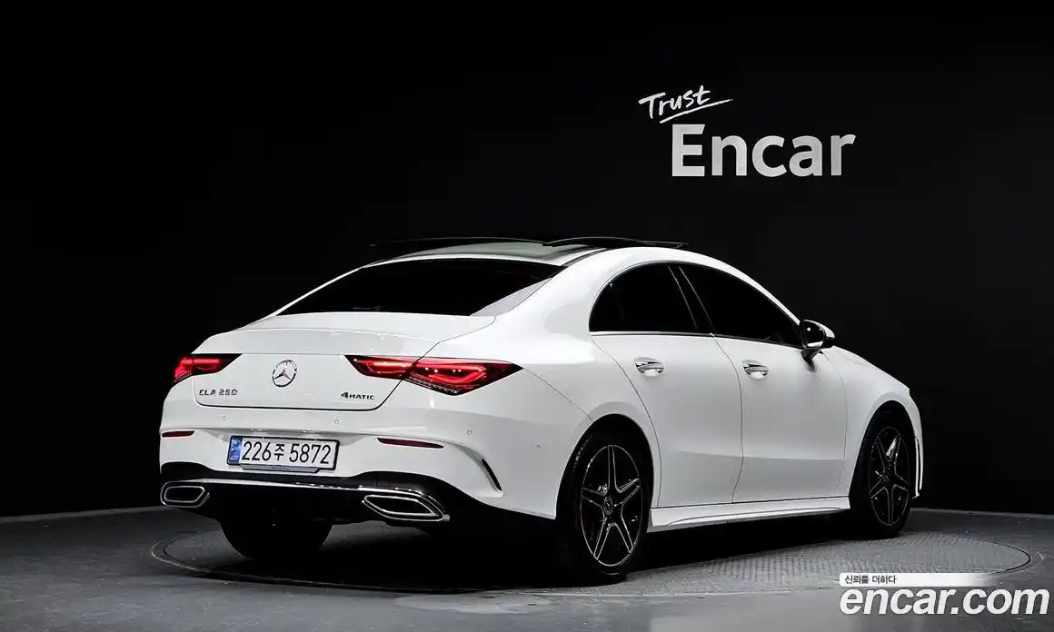 Mercedes-Benz CLA-Class 2021 2.0 Автомат в Москве № 195035, фото 10