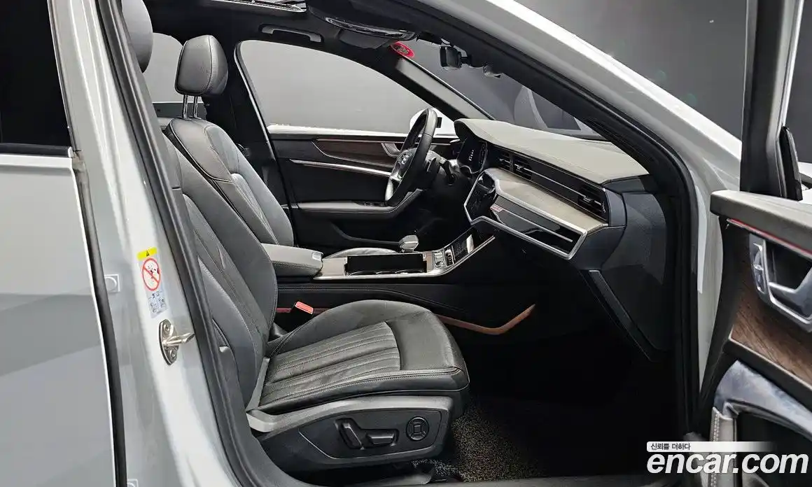 Audi A6 2022 3.0 Автомат в Москве № 196272, фото 11