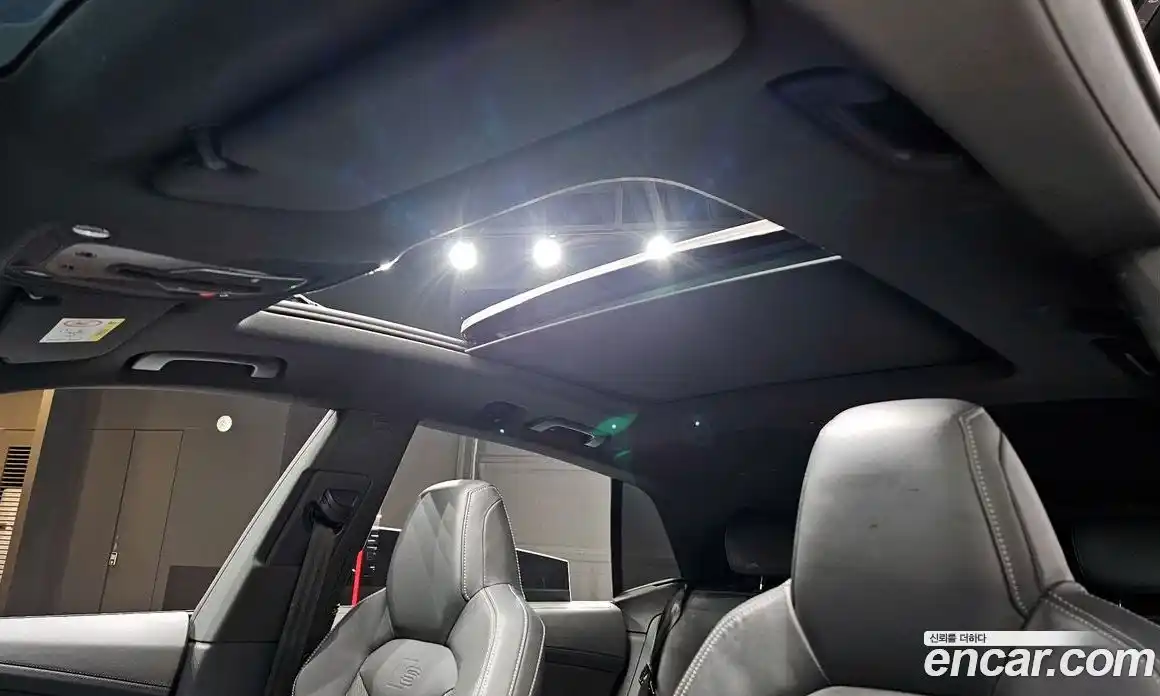 Audi Q8 2022 3.0 Автомат в Москве № 196388, фото 9