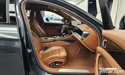 Porsche Panamera 2019 3.0 Автомат в Москве № 197616, миниатюра 4