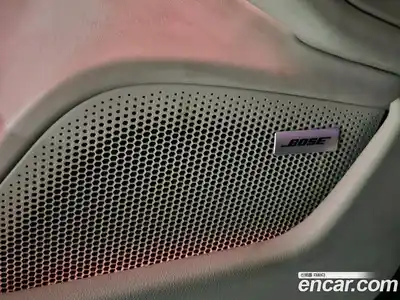 Porsche Taycan 2025 Автомат в Москве № 197784, миниатюра 12