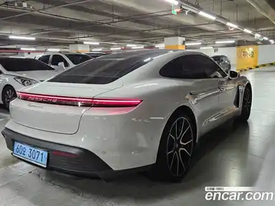 Porsche Taycan 2025 Автомат в Москве № 197784, миниатюра 4