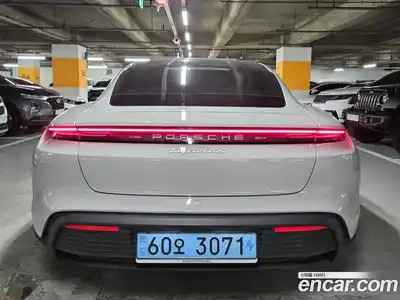 Porsche Taycan 2025 Автомат в Москве № 197784, миниатюра 5