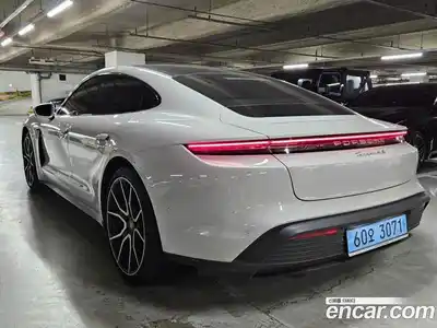 Porsche Taycan 2025 Автомат в Москве № 197784, миниатюра 6