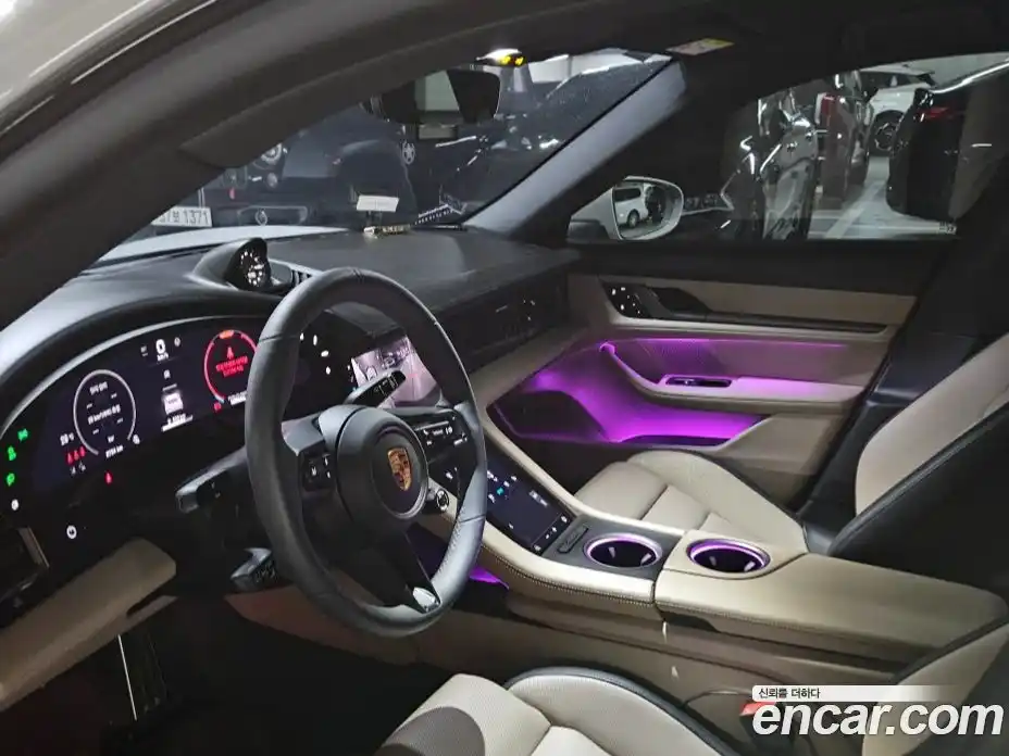 Porsche Taycan 2025 Автомат в Москве № 197784, фото 7