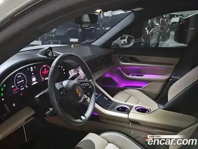 Porsche Taycan 2025 Автомат в Москве № 197784, миниатюра 7