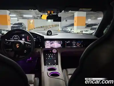 Porsche Taycan 2025 Автомат в Москве № 197784, миниатюра 9