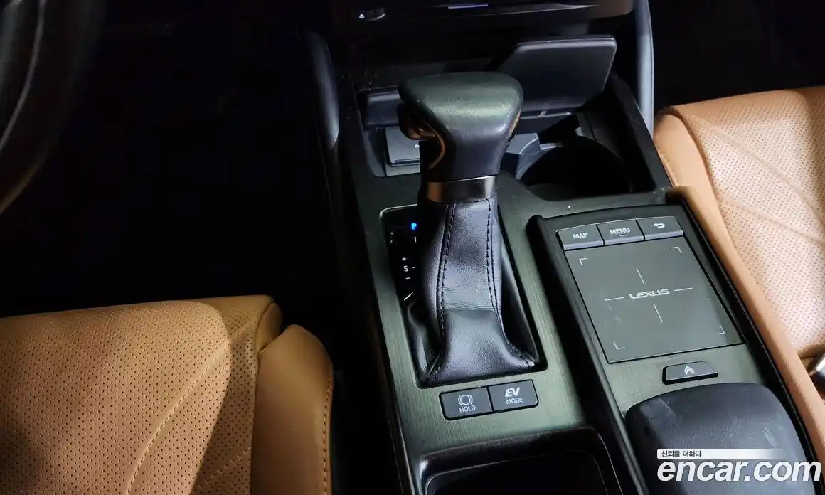 Lexus ES 2022 2.5 Автомат в Москве № 198815, фото 16