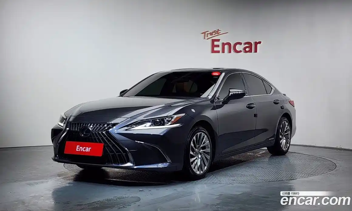 Lexus ES 2022 2.5 Автомат в Москве № 198815, фото 4