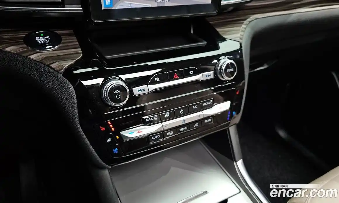 Ford Explorer 2021 2.3 Автомат в Москве № 199893, фото 17