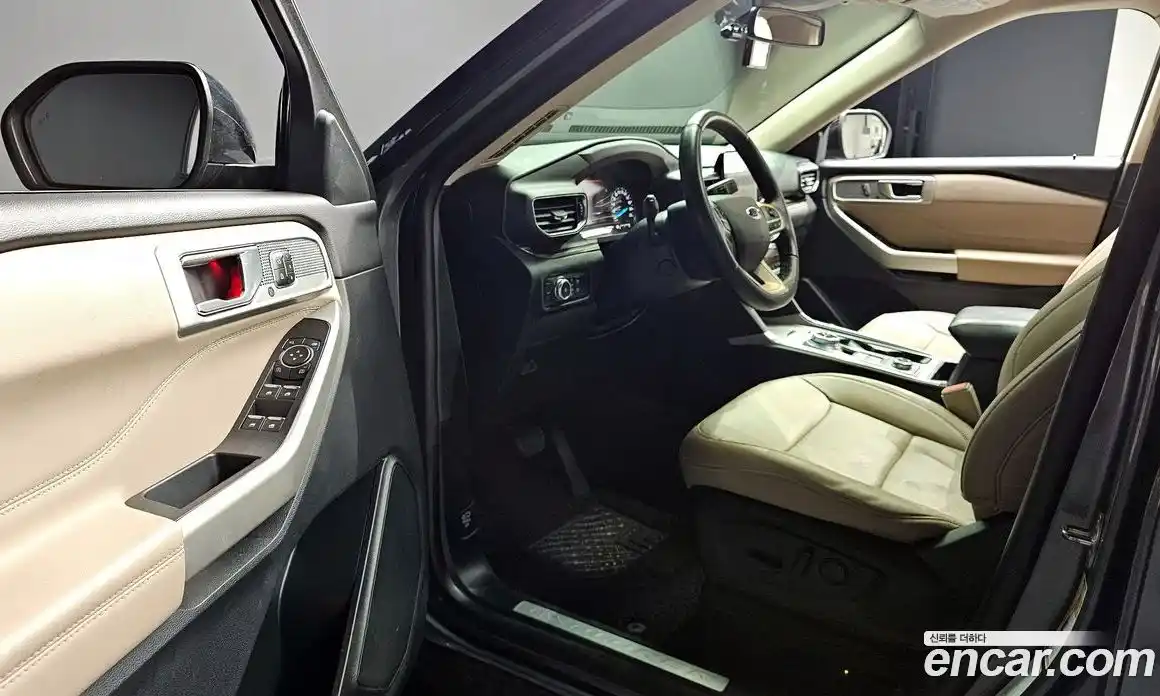 Ford Explorer 2021 2.3 Автомат в Москве № 199893, фото 18