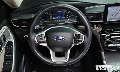 Ford Explorer 2021 2.3 Автомат в Москве № 199893, миниатюра 3