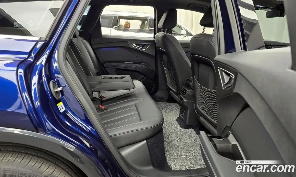 Audi Q4 e-tron 2023 0.2 Автомат в Москве № 205629, фото 12