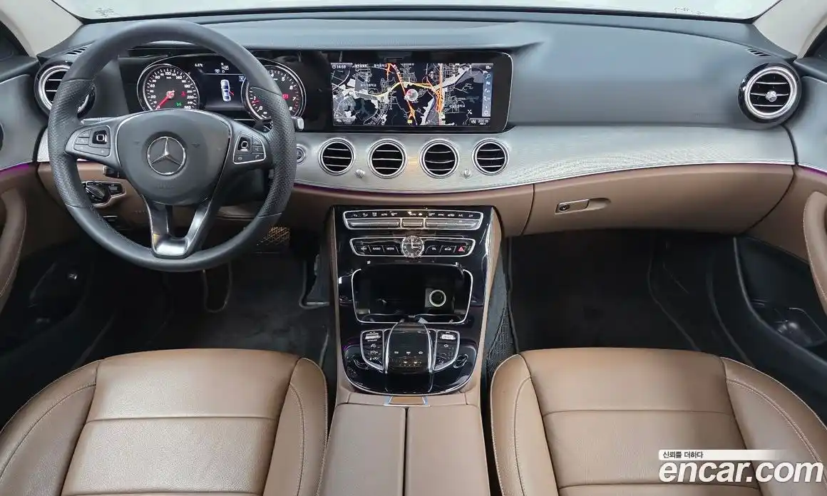 Mercedes-Benz E-Class 2018 2.0 Автомат в Москве № 207691, фото 14