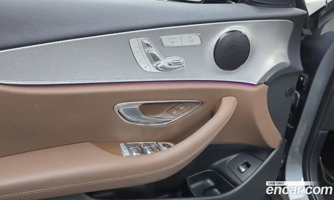 Mercedes-Benz E-Class 2018 2.0 Автомат в Москве № 207691, фото 18