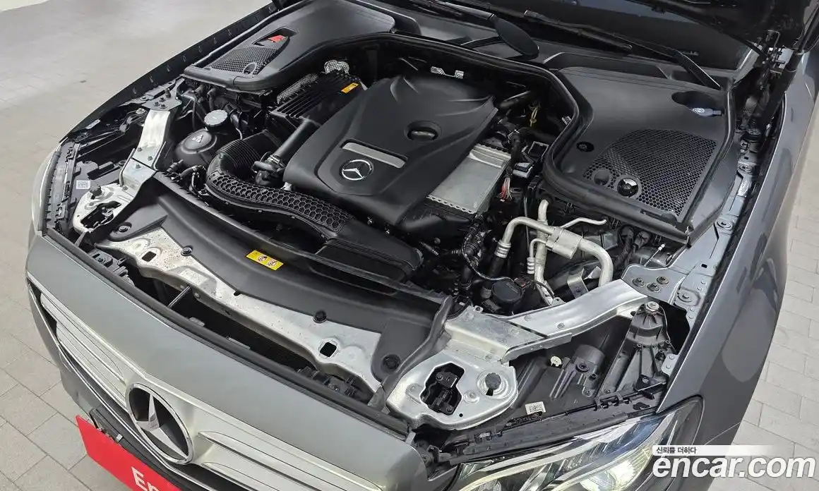 Mercedes-Benz E-Class 2018 2.0 Автомат в Москве № 207691, фото 5