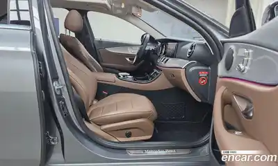 Mercedes-Benz E-Class 2018 2.0 Автомат в Москве № 207691, миниатюра 8