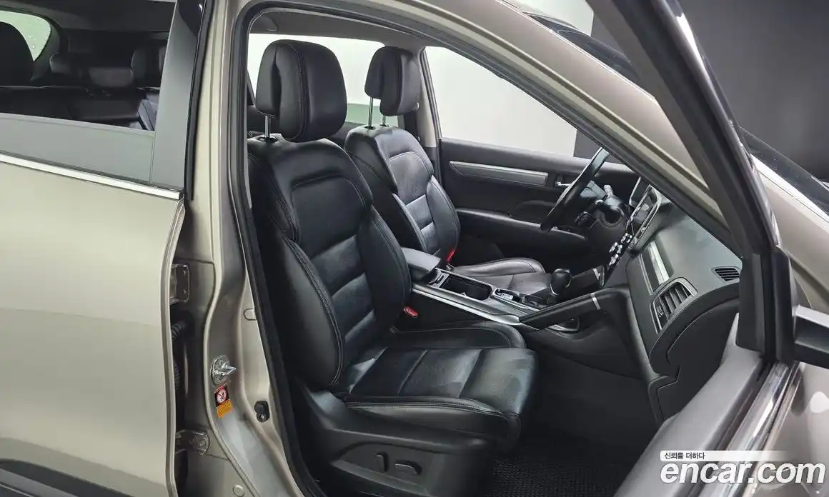 Renault QM6 2017 2.0 Автомат в Москве № 209128, фото 9