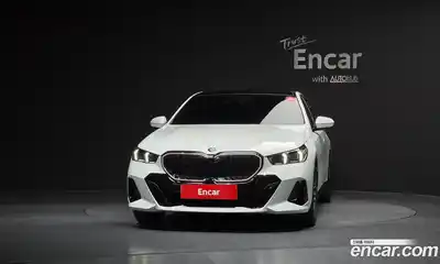 BMW 5-Series 2025 2.0 Автомат в Москве № 210161, миниатюра 3