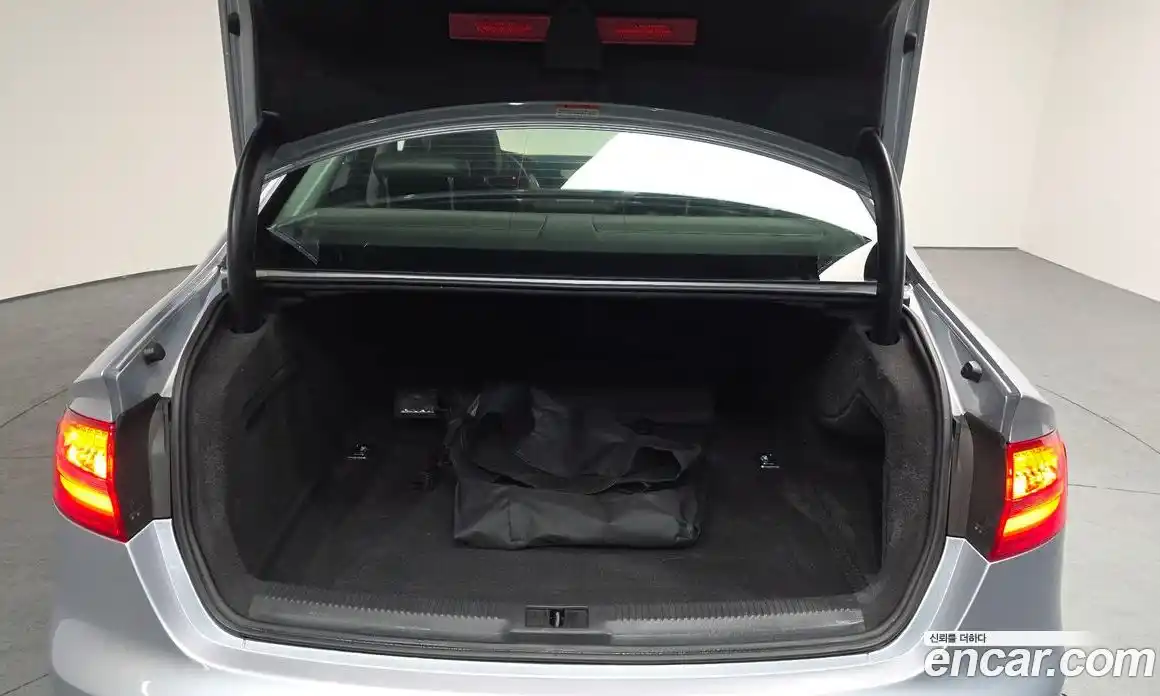 Audi A4 2015 2.0 Автомат в Москве № 212035, фото 20