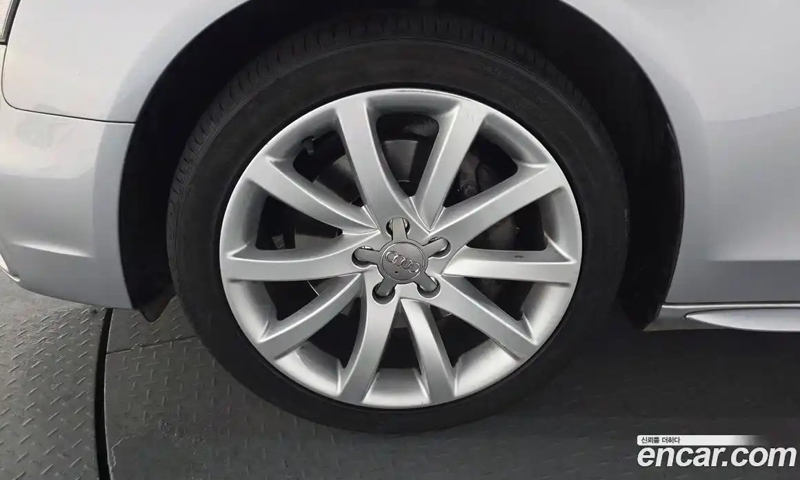 Audi A4 2015 2.0 Автомат в Москве № 212035, фото 5