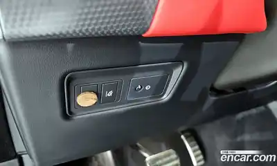 Land Rover Range-Rover Sport 2017 5.0 Автомат в Москве № 213469, миниатюра 5