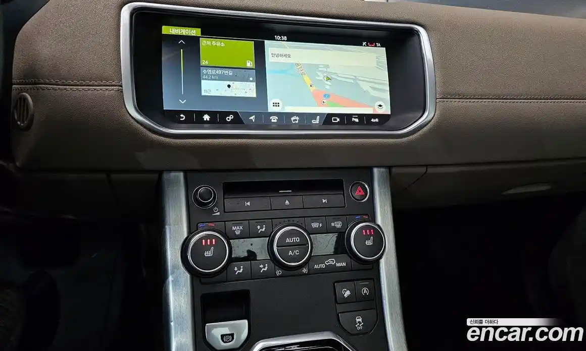 Land Rover Range-Rover Evoque 2017 2.0 Автомат в Москве № 213619, фото 1