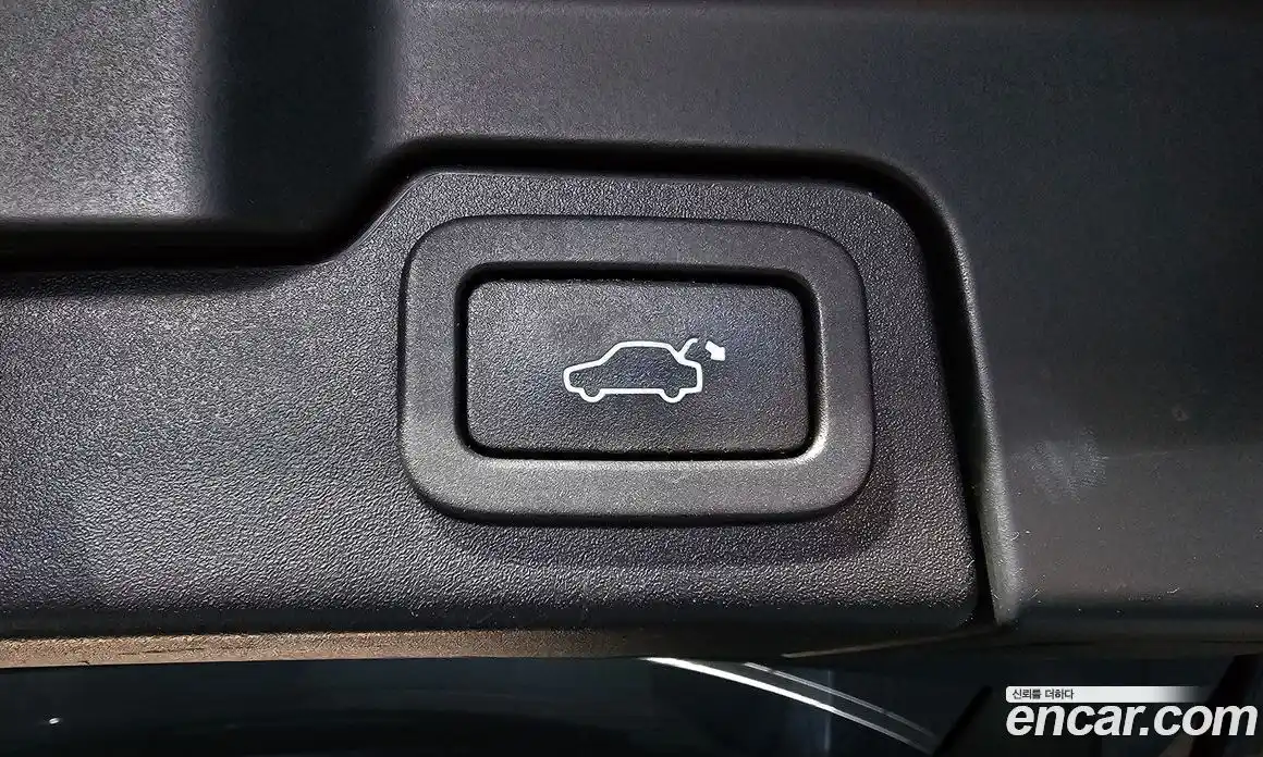 Land Rover Range-Rover Evoque 2017 2.0 Автомат в Москве № 213619, фото 14