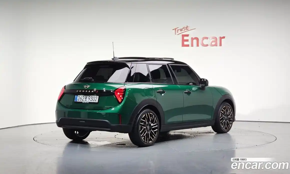 Mini Cooper 2025 2.0 Автомат в Москве № 213971, фото 19