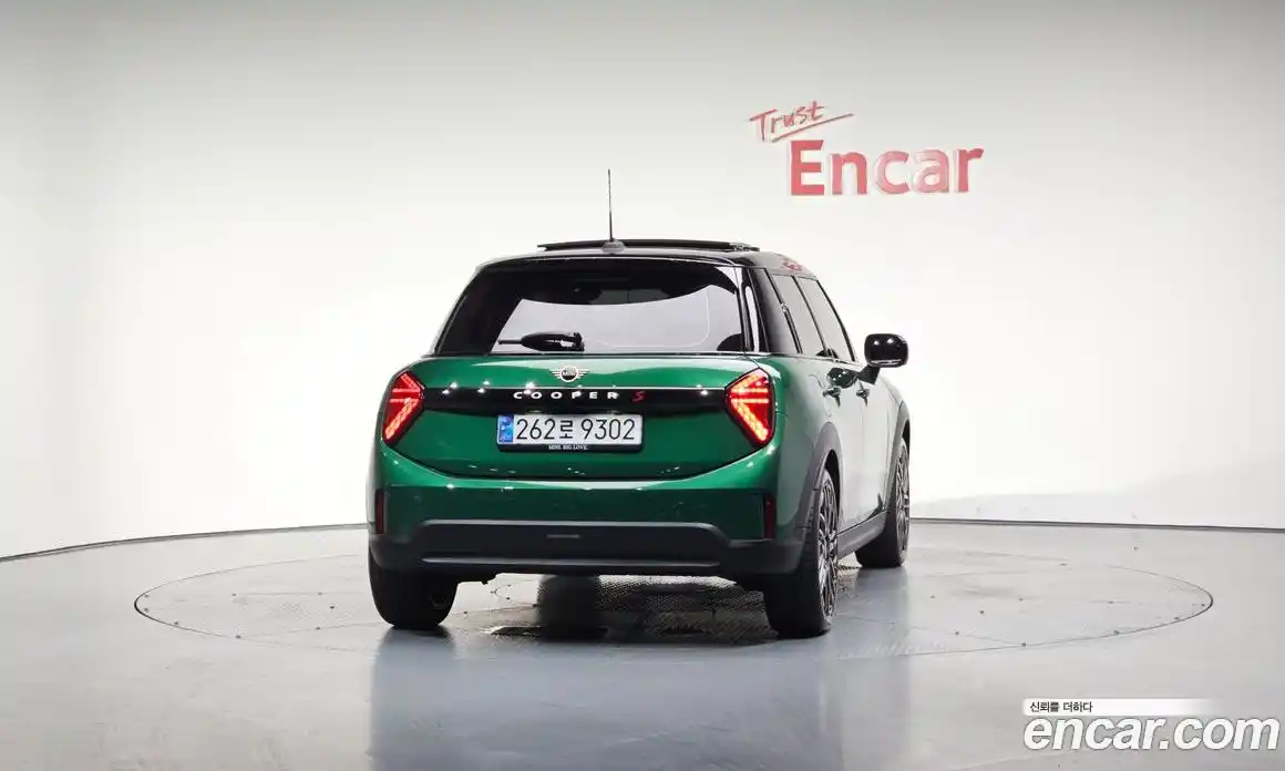 Mini Cooper 2025 2.0 Автомат в Москве № 213971, фото 9