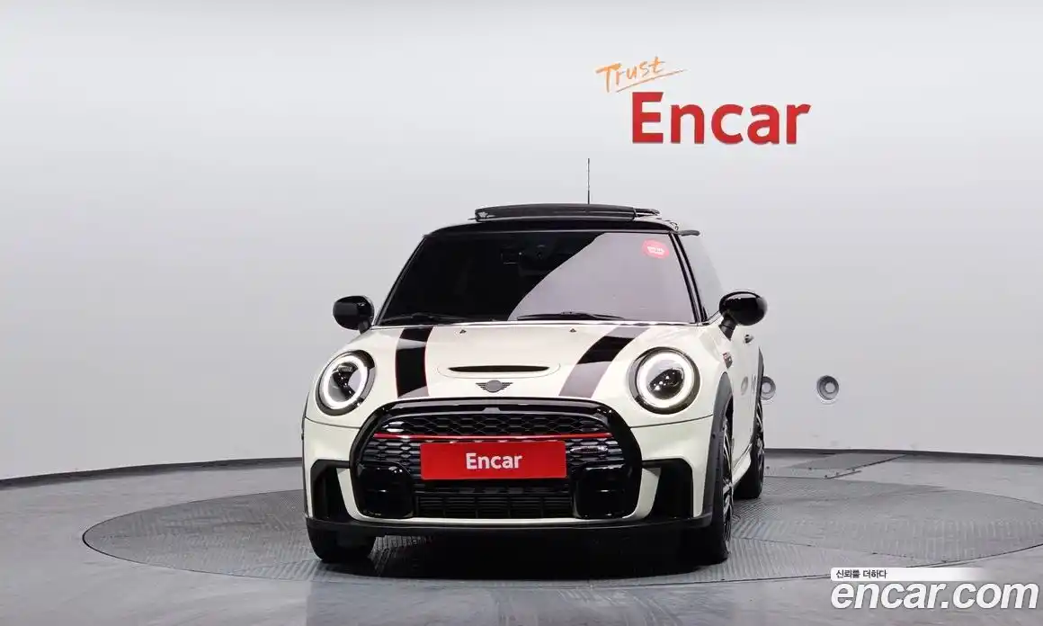 Mini Cooper 2022 2.0 Автомат в Москве № 214007, фото 15