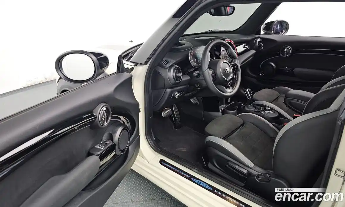 Mini Cooper 2022 2.0 Автомат в Москве № 214007, фото 5