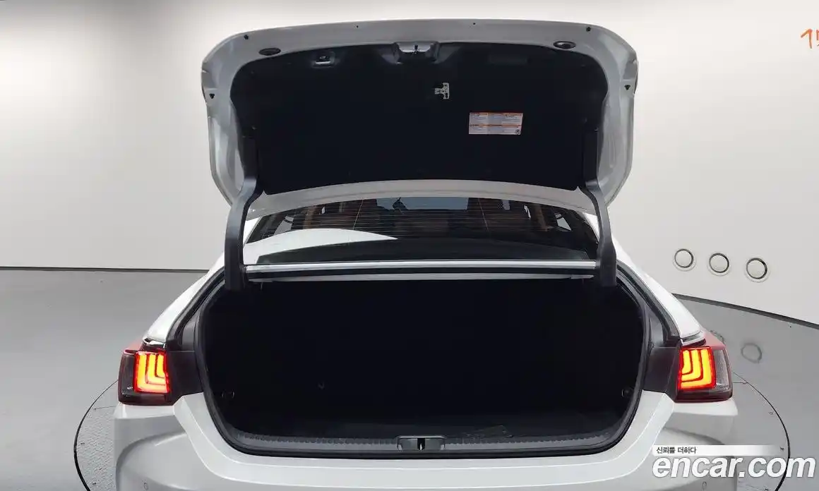 Lexus ES 2022 2.5 Автомат в Москве № 214653, фото 20