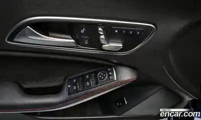 Mercedes-Benz CLA-Class 2018 2.0 Автомат в Москве № 216755, миниатюра 4