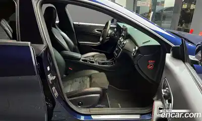 Mercedes-Benz CLA-Class 2018 2.0 Автомат в Москве № 216755, миниатюра 9