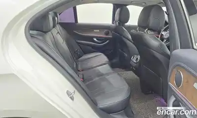 Mercedes-Benz E-Class 2018 1.9 Автомат в Москве № 217196, миниатюра 12