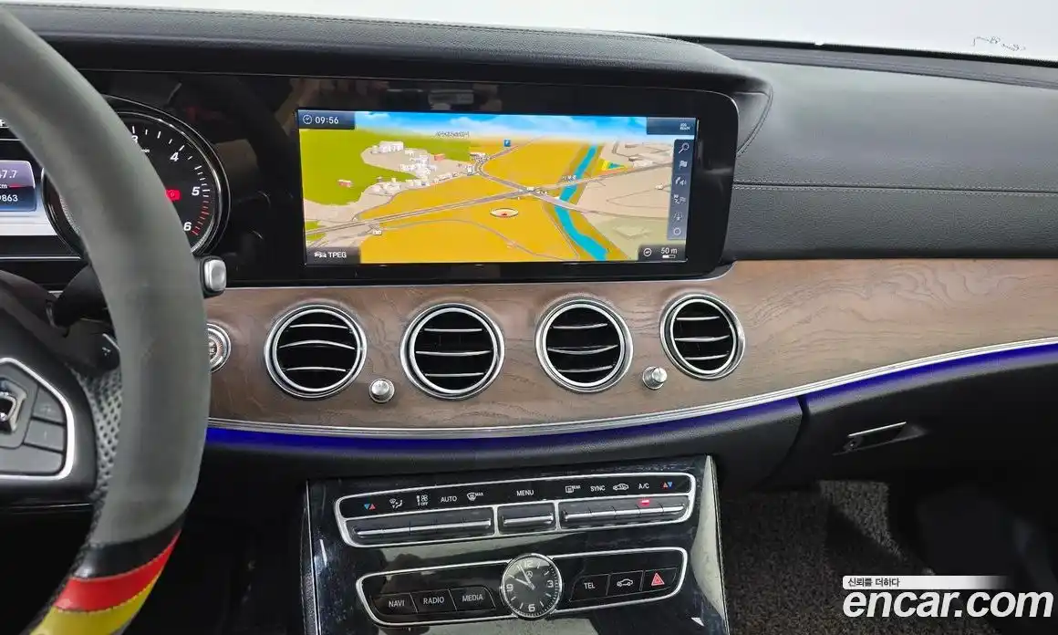 Mercedes-Benz E-Class 2018 1.9 Автомат в Москве № 217196, фото 14