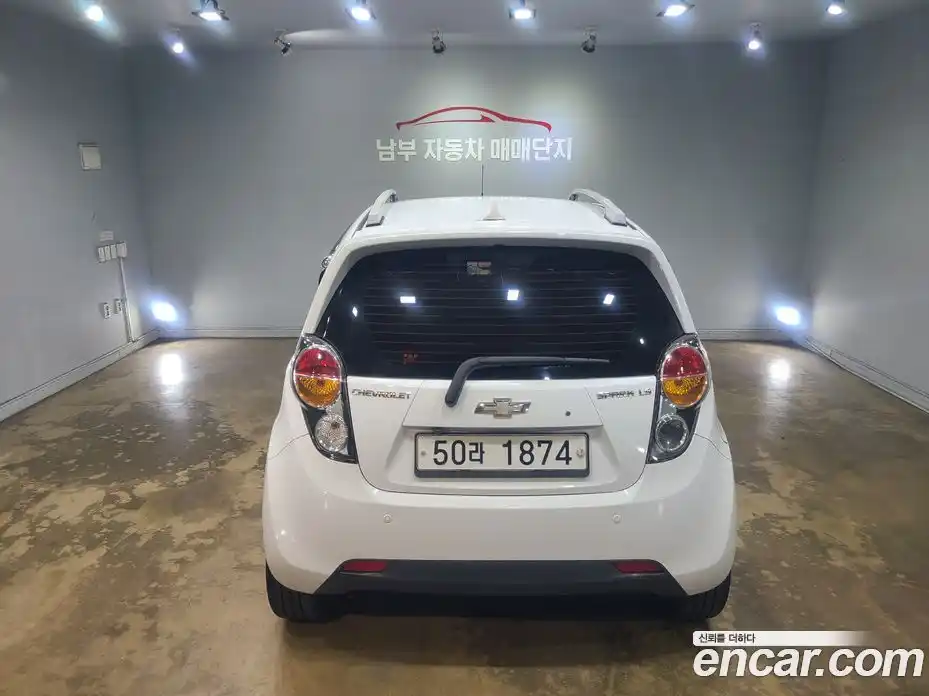 Chevrolet Spark 2012 1.0 Автомат в Москве № 219681, фото 4