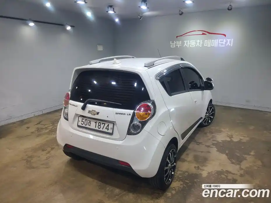 Chevrolet Spark 2012 1.0 Автомат в Москве № 219681, фото 5