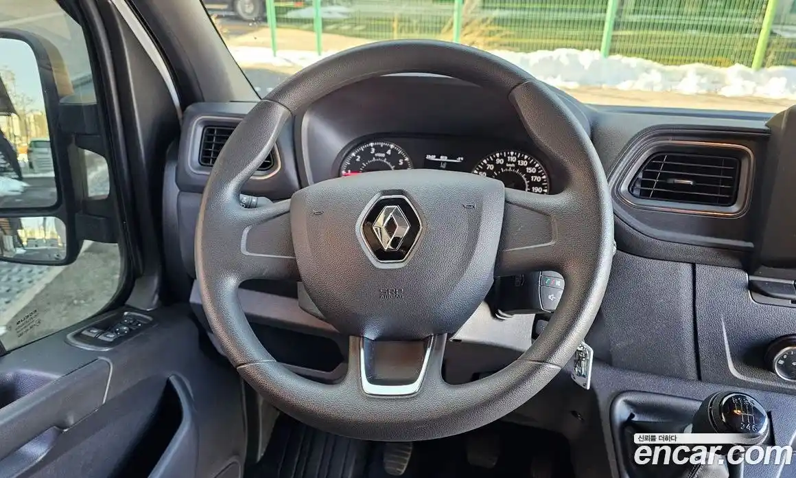 Renault Master 2024 2.3 Механическая в Москве № 220049, фото 5