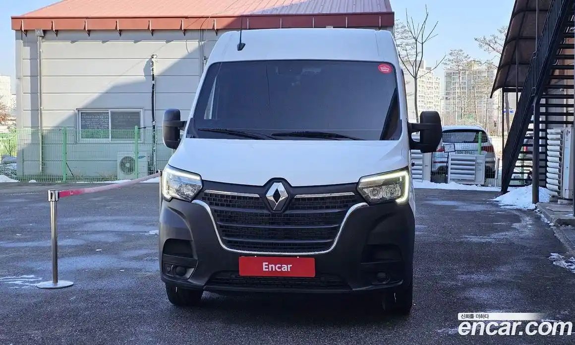 Renault Master 2024 2.3 Механическая в Москве № 220049, фото 6