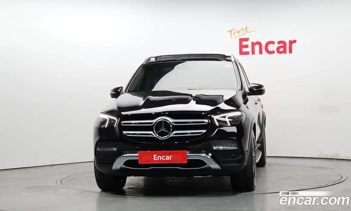 Mercedes-Benz GLE-Class 2023 2.0 Автомат в Москве № 224119, фото 11