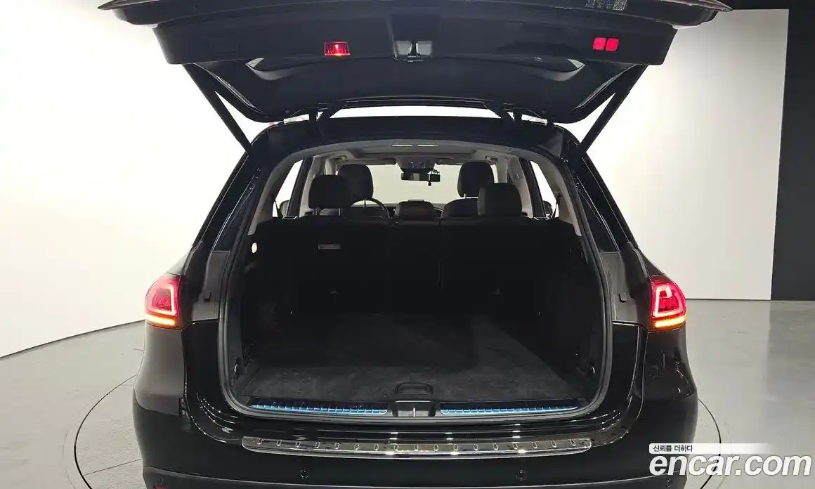 Mercedes-Benz GLE-Class 2023 2.0 Автомат в Москве № 224119, фото 15