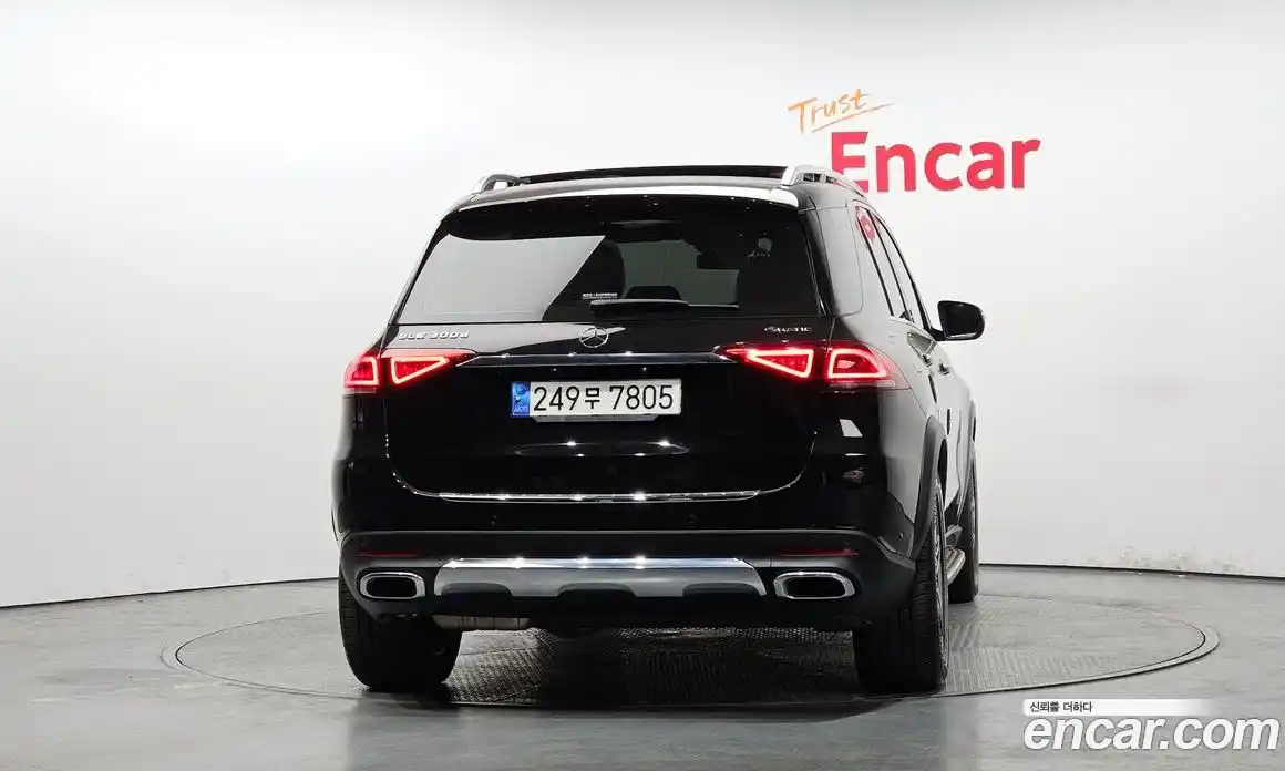 Mercedes-Benz GLE-Class 2023 2.0 Автомат в Москве № 224119, фото 19