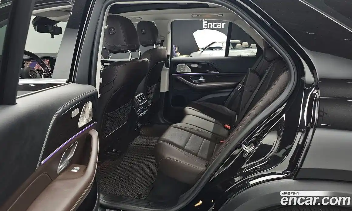Mercedes-Benz GLE-Class 2023 2.0 Автомат в Москве № 224119, фото 9