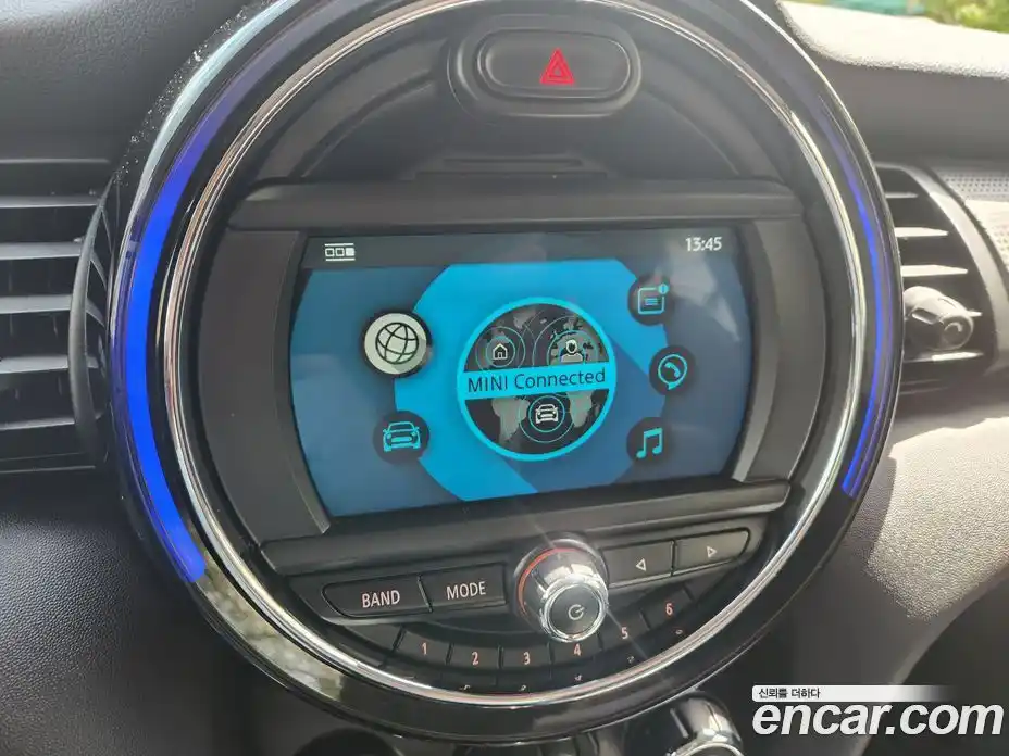 Mini Cooper 2019 1.5 Автомат в Москве № 226767, фото 12