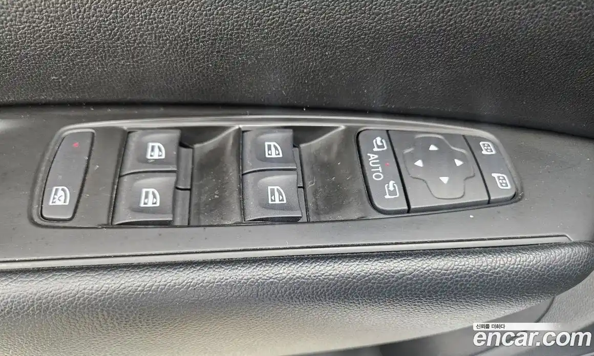 Renault SM6 2017 2.0 Автомат в Москве № 227475, фото 13