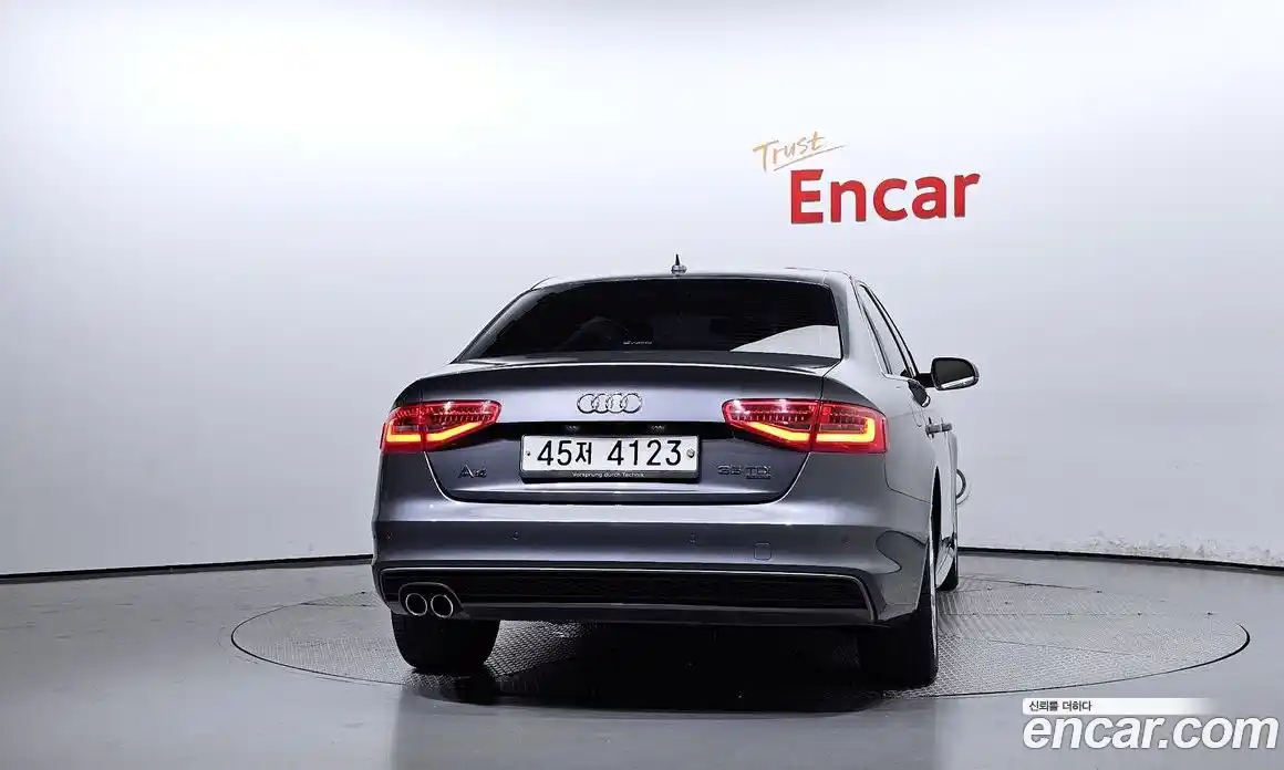 Audi A4 2015 2.0 Автомат в Москве № 230107, фото 20