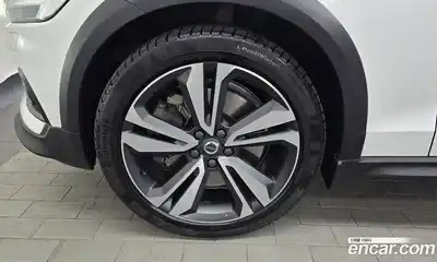 Volvo V60 2020 2.0 Автомат в Москве № 230564, миниатюра 5